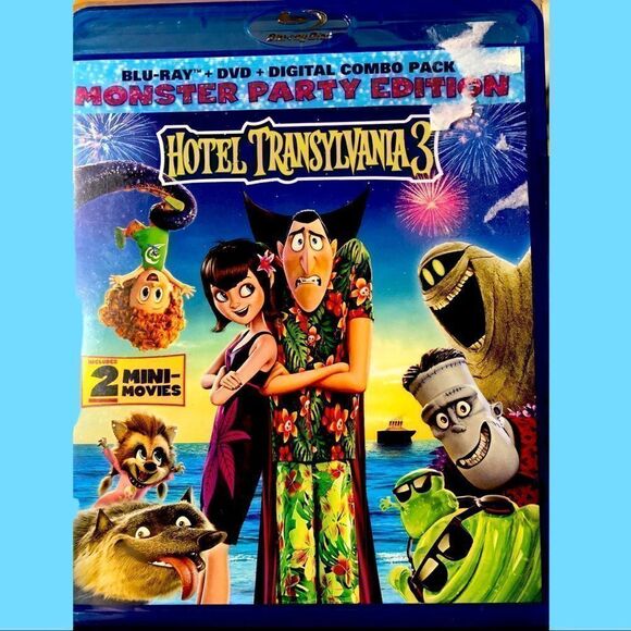 Hotel Transylvania 3 Blu-Ray / DVD 📀 - Picture 1 of 4